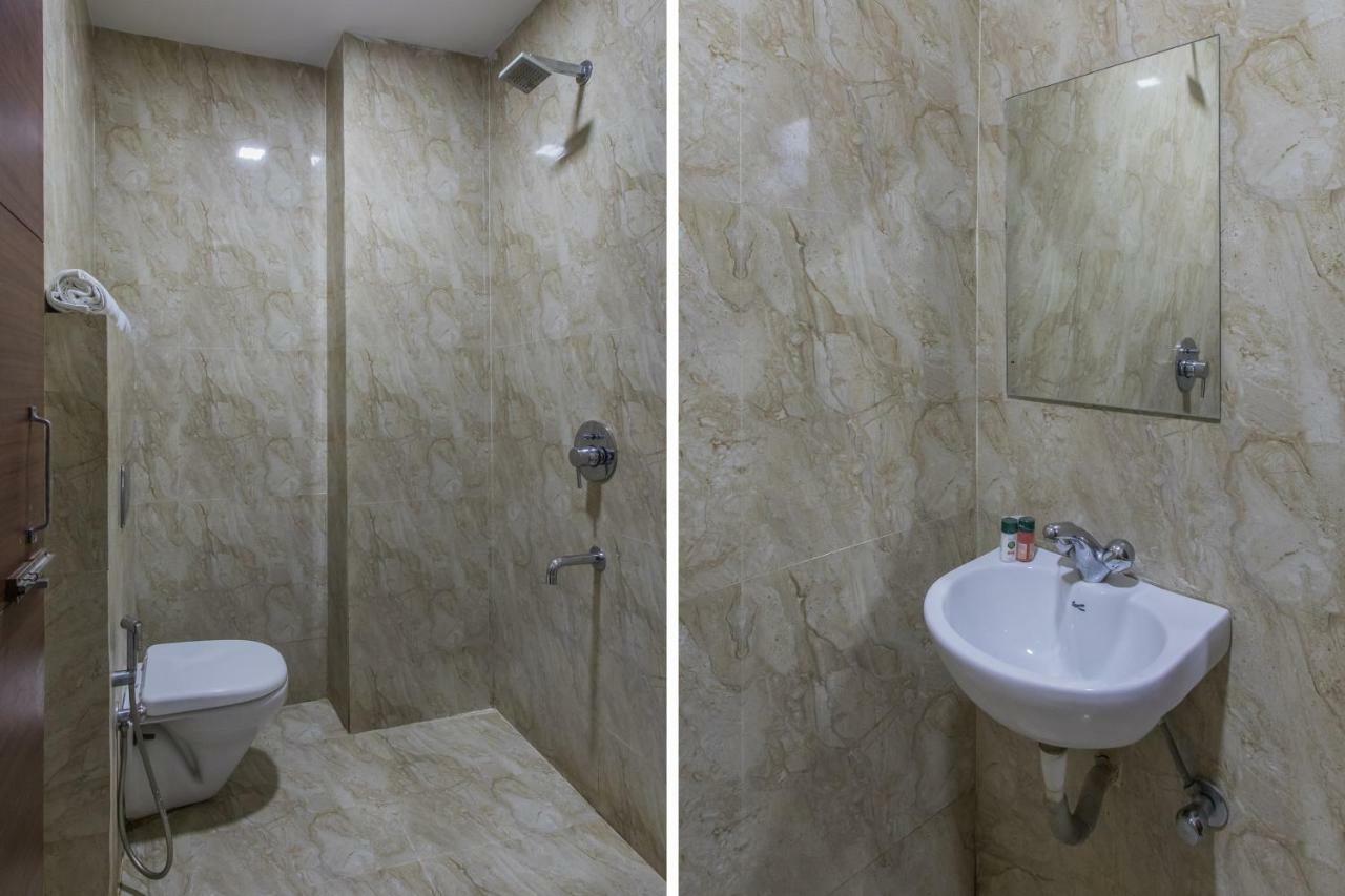 Oyo 17161 Hotel Mahalaxmi Ujjain Bagian luar foto