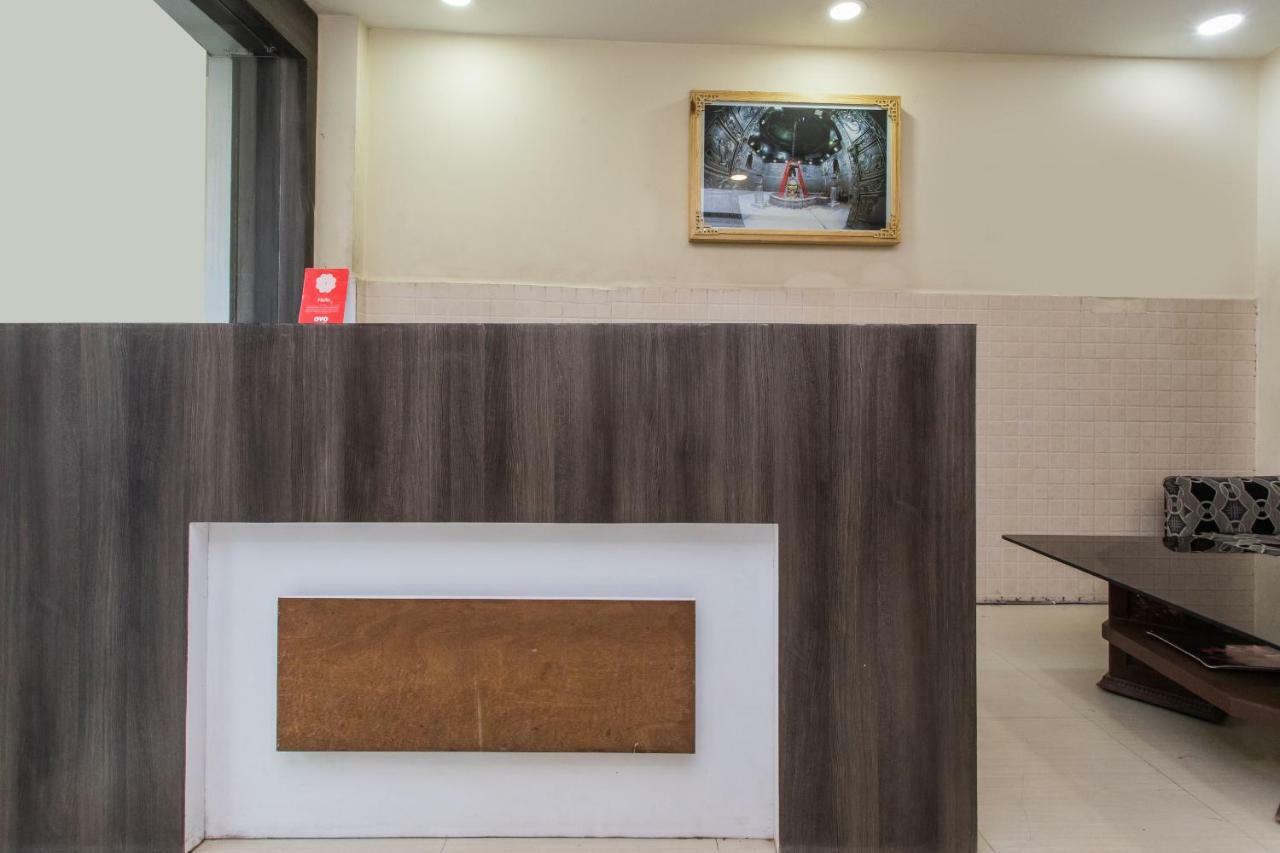 Oyo 17161 Hotel Mahalaxmi Ujjain Bagian luar foto